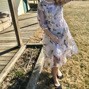 White floral spring dress (medium)